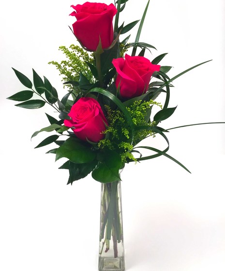 Roses In Bud Vase, Valentine Red Roses Bouquet